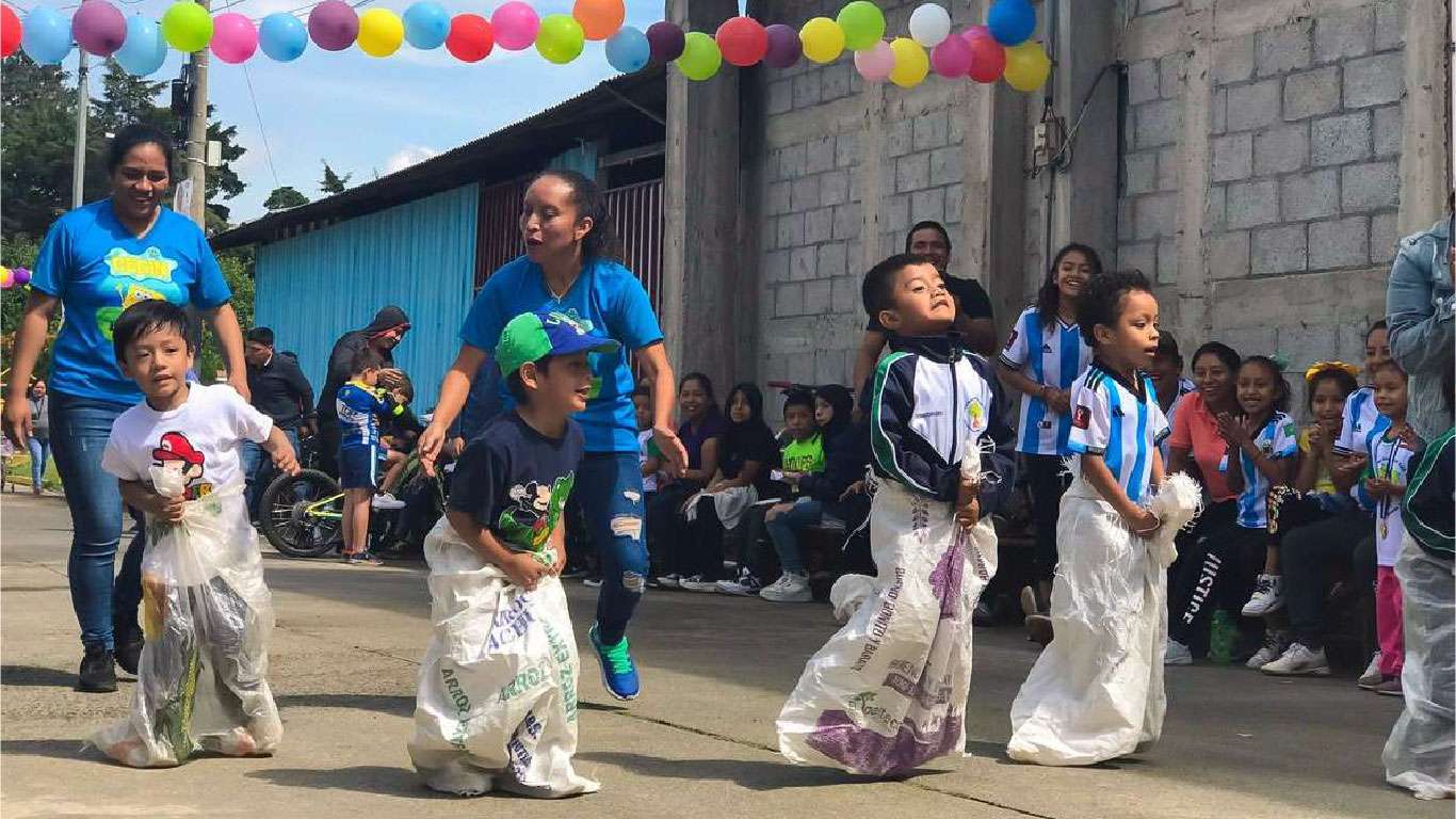 Cedin-programa-ayuda-fundit-child-niños-tejar-02