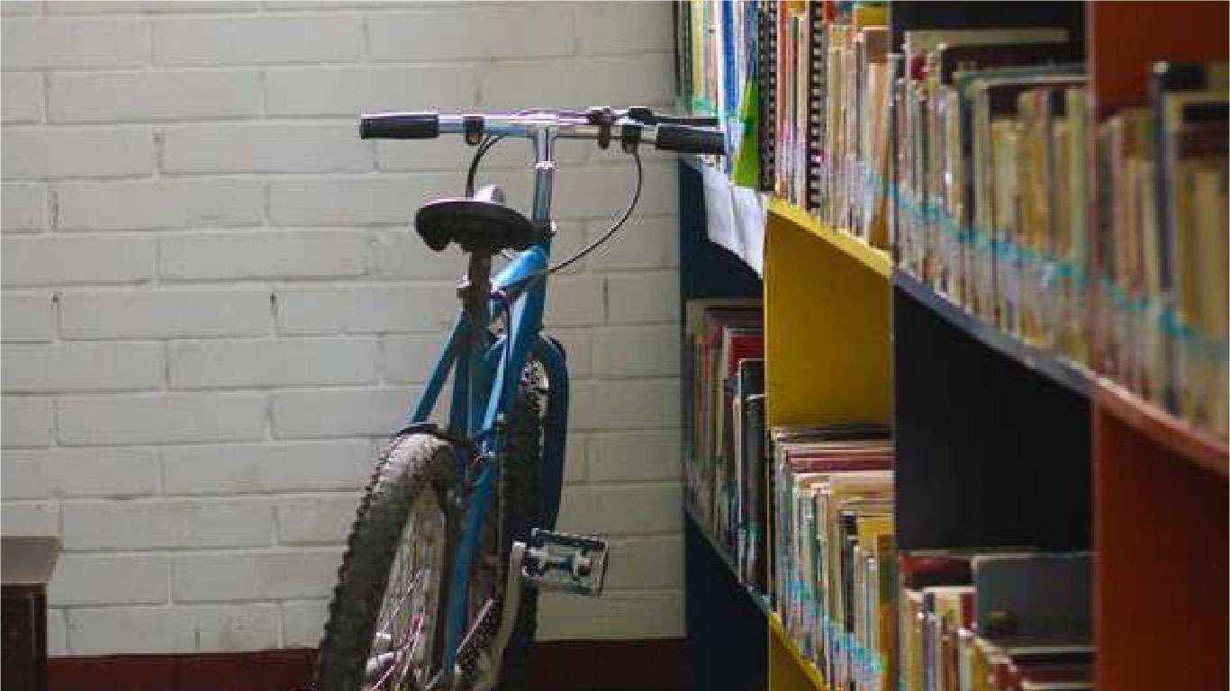 biblioteca-programa-ayuda-fundit-child-niños-tejar-08