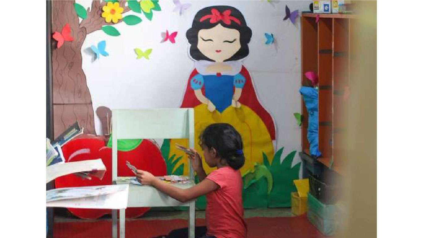 biblioteca-programa-ayuda-fundit-child-niños-tejar-09